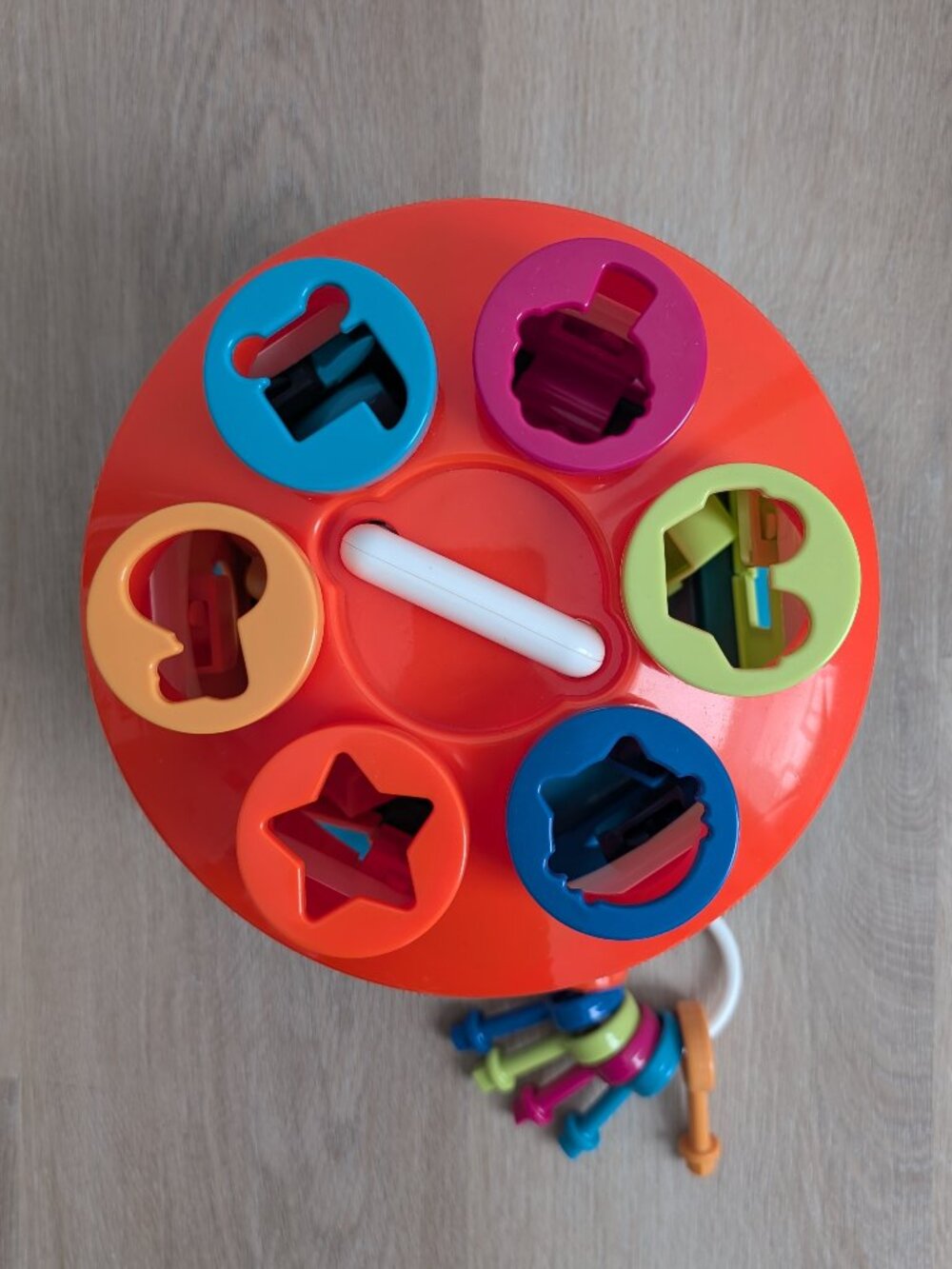 Battat – Shape & Color Sorting Toy - Developmental Toy, Pattern Matching Game - Picture 3 of 9